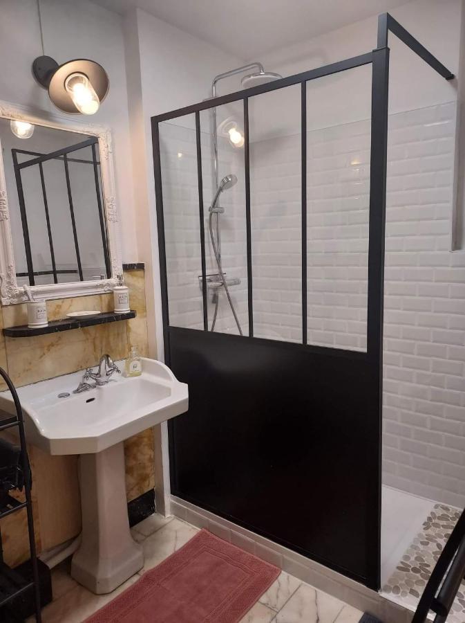La Sweet Du Globe Maubeuge Apartment Екстериор снимка